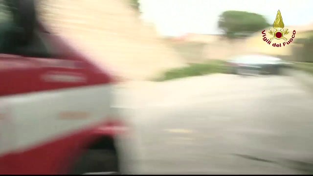 Prato - Tempesta di vento fa strage di alberi in città e in provincia (06.03.15)