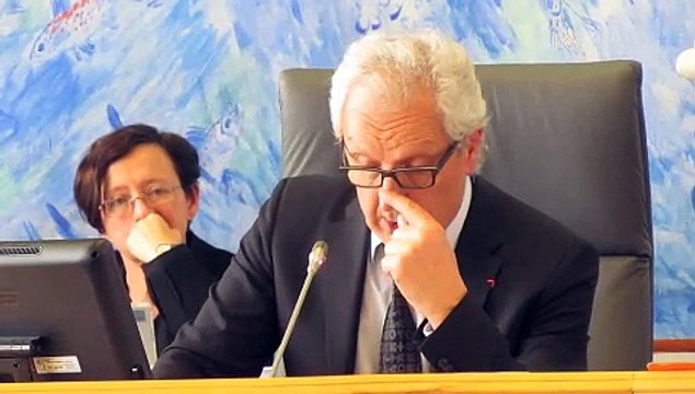 Tarbes - L'hommage émouvant de Michel Pélieu à François Fortassin