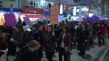 Hakkari'de, Kesk'li Kadınlar Şiddete Karşı Yürüdü