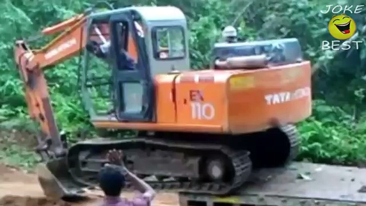 FAIL Compilation shocking failures and fun 2015.....