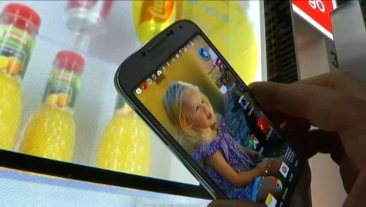 Le spartphone du futur qui vous identifie par votre pupille ou qui ouvre votre porte