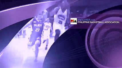 Justin Melton tries to dunk with blindfold on