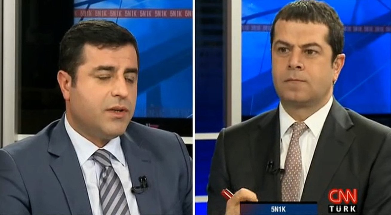 Demirtas hani bize hep deniyor ya,neden  kürt kimliginin altini ciziyorsunuz diye! bizde diyoruzki doksan yildir hep üstü cizildi.bizde bir muddet altini cizelim dedik..