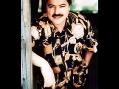 Cengiz Kurtoğlu - Duvardaki Resim