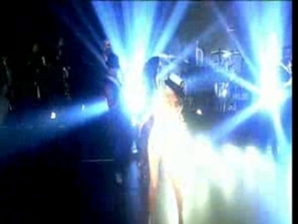 Christina Aguilera live - Candyman