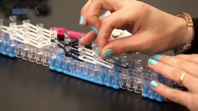 Sports Loisirs : Panda en élastiques rainbow loom