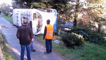 Icaro Tv. Autobus cade in giardino, il recupero
