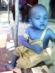 Kala Baby Vs Hungry Baby Monkey