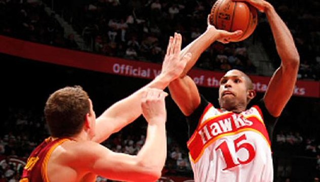 Hawks Top Cavs in Battle of East's Elite