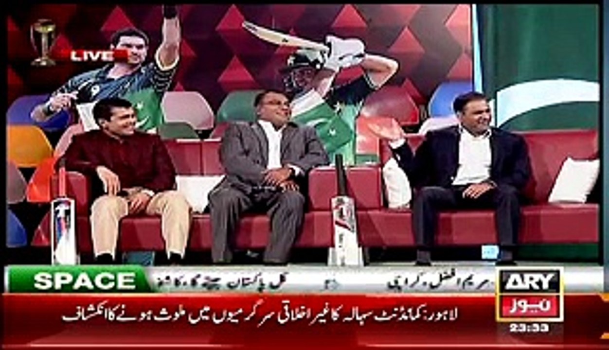 Abid Sher Ali Calling Shekh Rasheed and Kamil Ali Agha Manhoos in Har Lamha Purjosh