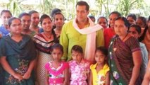 Salman Khan Chose To Celebrate His Day With The Orphan Girls