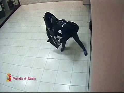 L'Aquila - Furti in gioiellerie, due rinvii a giudizio (06.03.15)