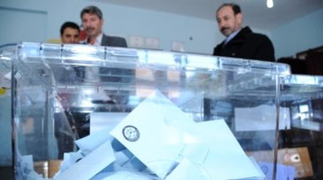 Seçim Takvimi 10 Mart'ta Başlıyor