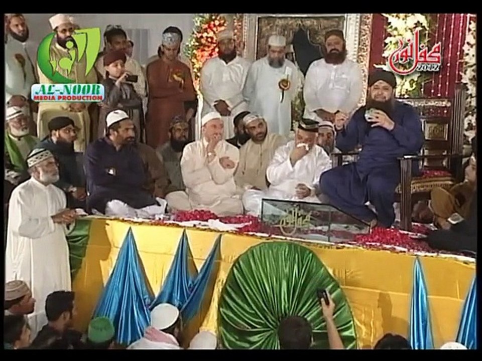 Mehfil e Noor 2012 Ritz Marriage Garden Lahore Alhaaj Owais Raza Qadri