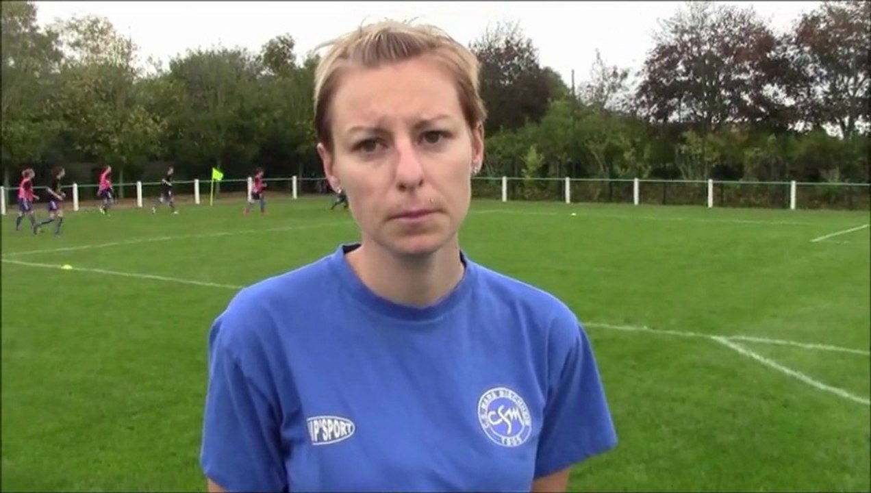 LES COACHS 1ère partie ("1 an de foot féminin", 2015)