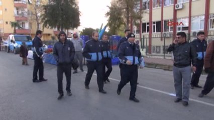 Antalya - Esnaf ile Zabıtanın Yer Kavgası