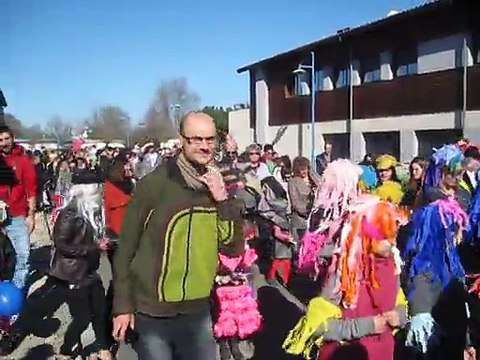 De l'ambiance, du soleil et des.......déguisements disco