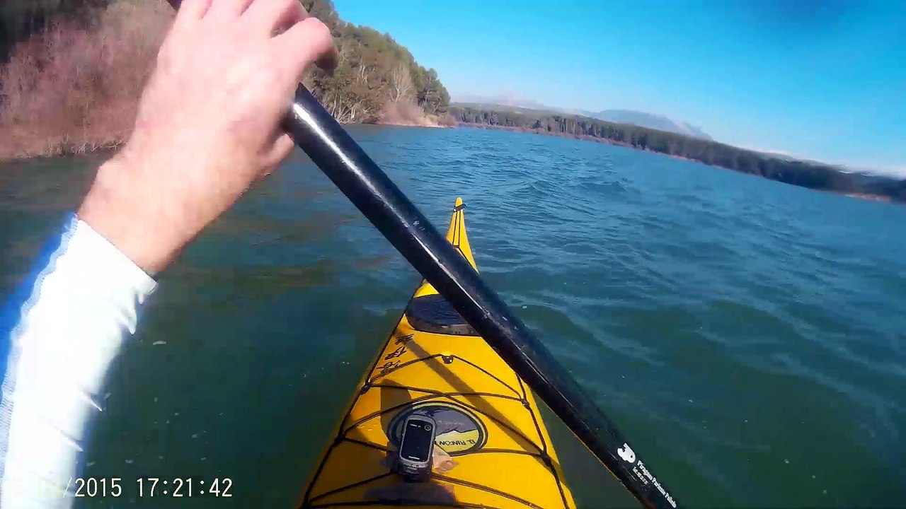 Kayak Pursuit