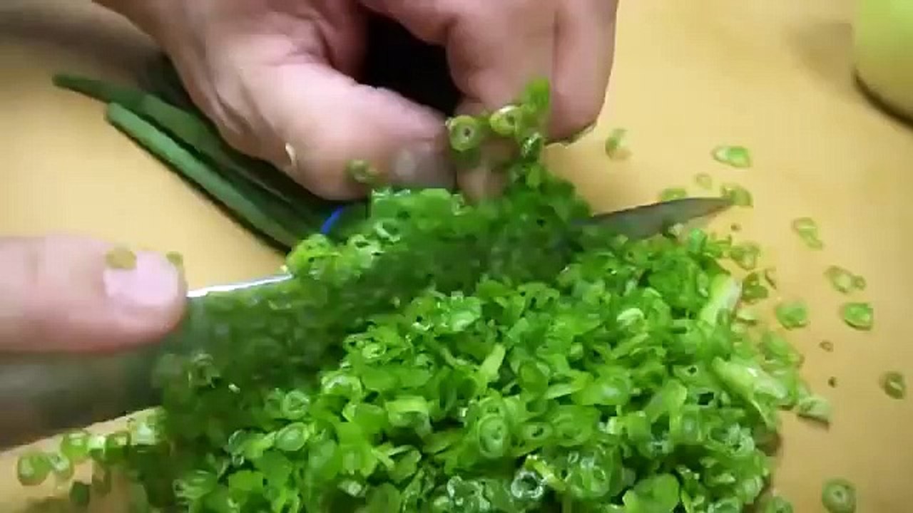 Dünyanın en seri bıçak kullanan şefi