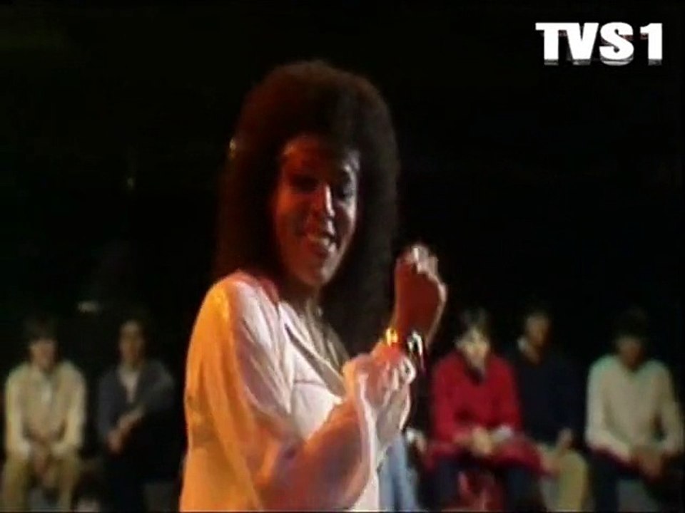ROBERTA KELLY "Tell Me"