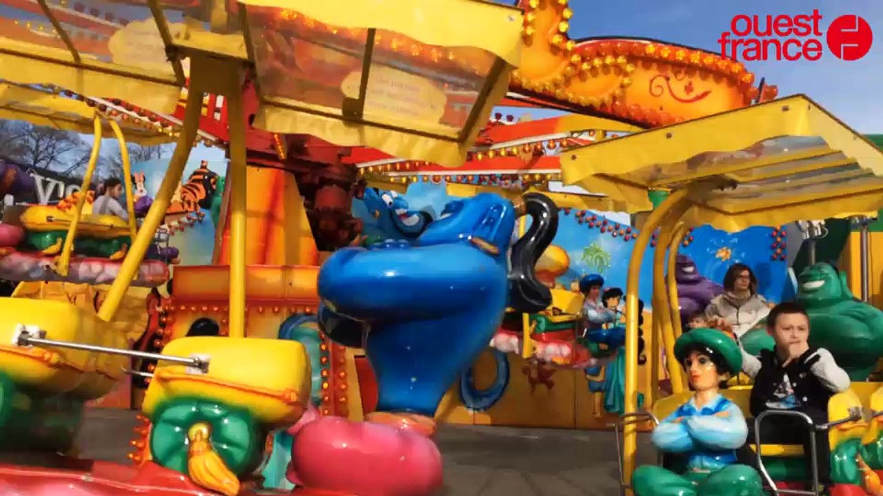 Inauguration tumultueuse de la fête foraine au Mans