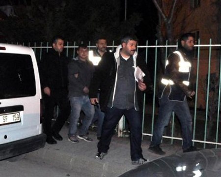 Biber Gazlı Gasp Şüphelileri Güvenlik Kamerasından Yakalandı