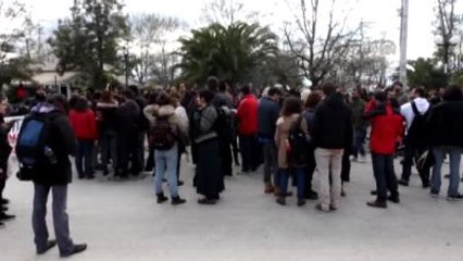 Yunanistan'da Göçmenlere Destek Gösterisi