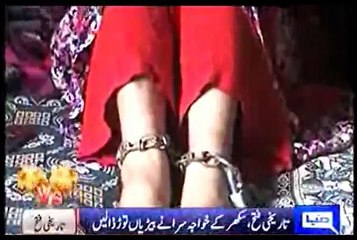 sanum faqeer khawaja sara open his legs chain after wining from south africa match