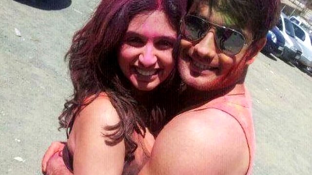 Vivian DSena and Vahbiz Dorabjee Sizzling-Holi Celebration 2015