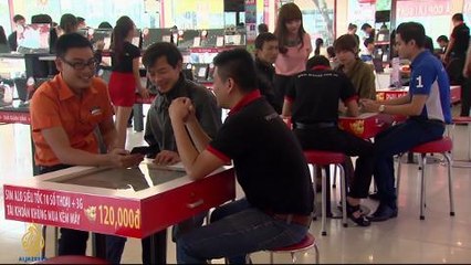 Counting the Cost - Extra - Growing gadgets in Vietnam