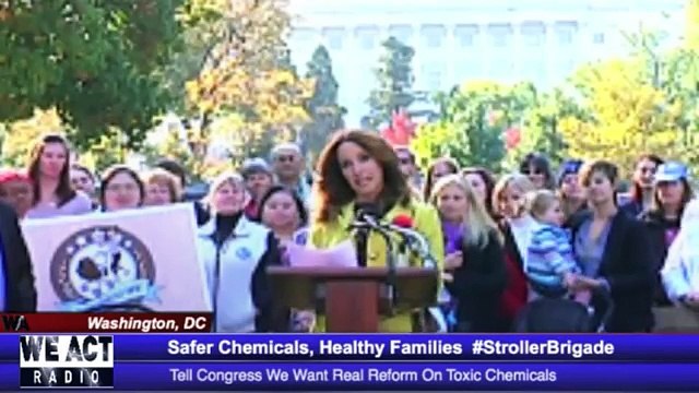 Actress Jennifer Beals Joins Stroller Brigade for Safer Chemicals
