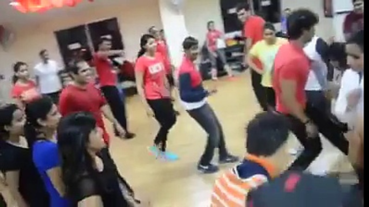 Amazing Indian Dance