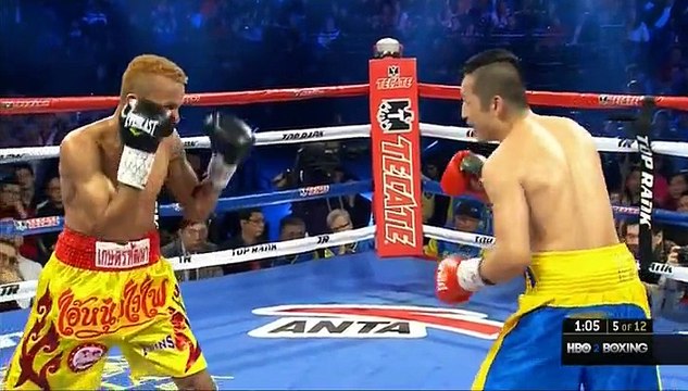Amnat Ruenroeng vs Zou Shiming 07 03 2015