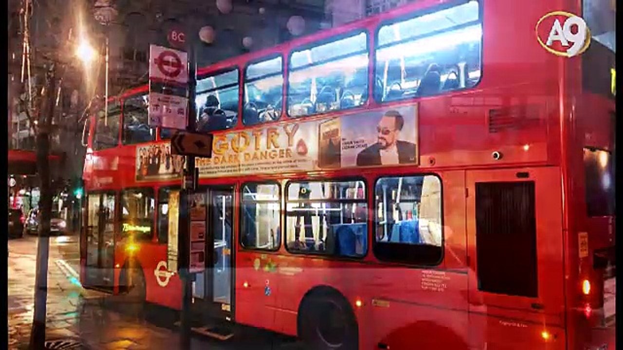 Sayın Adnan Oktar'ın Karanlık Tehlike: Bağnazlık (Bigotry: The Dark Danger) kitabının tanıtım ilanları Londra otobüslerinde