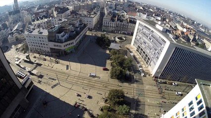 Héliportage sur le toit de la tour Bretagne