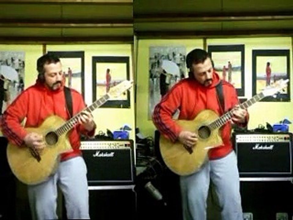 Queen We'll rock you (acoustic)