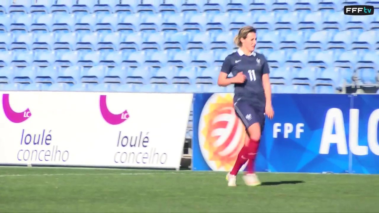 Equipe de France Féminine : 1er onze et 1er but pour Claire Lavogez