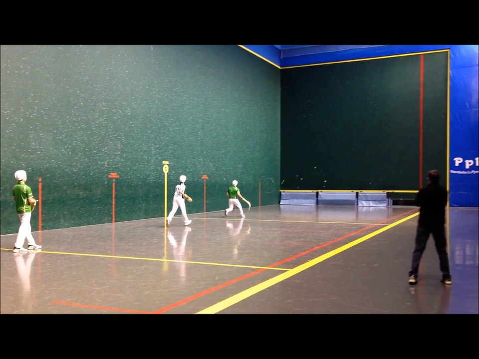 Chistera Joko Garbi: Pau (A.Espilondo-B.Mendribil) contre Saint Pée (X.Jorajuria-R.Irubetagoyena)