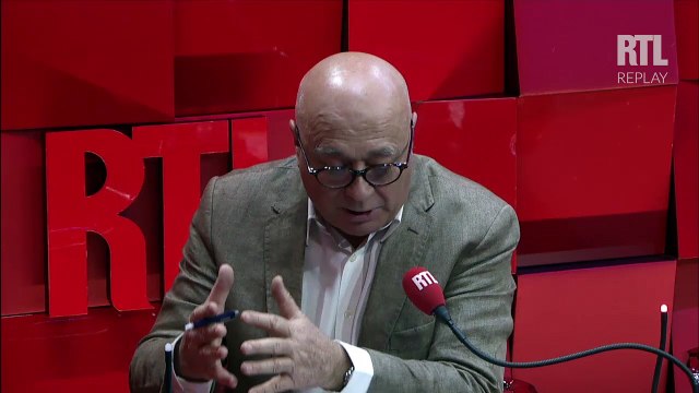 Bourse : l'indice CAC 40 proche des 5.000 points