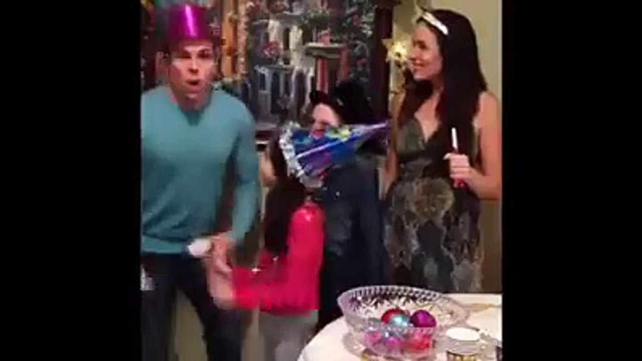 happy new hahahaha look at this kid