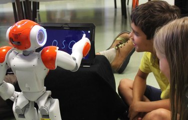 Des robots pour aider les enfants en difficulté à l’école.