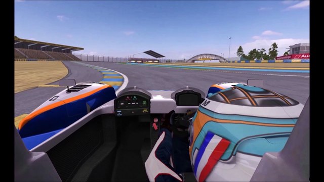 Pilotage sur le circuit Bugatti, passez du réel au virtuel!