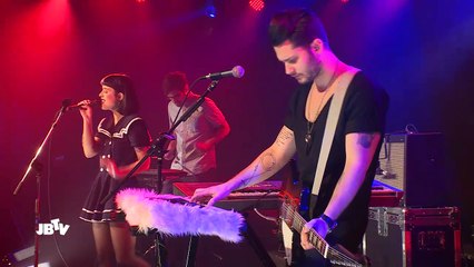 Melanie Martinez - Dollhouse - Live