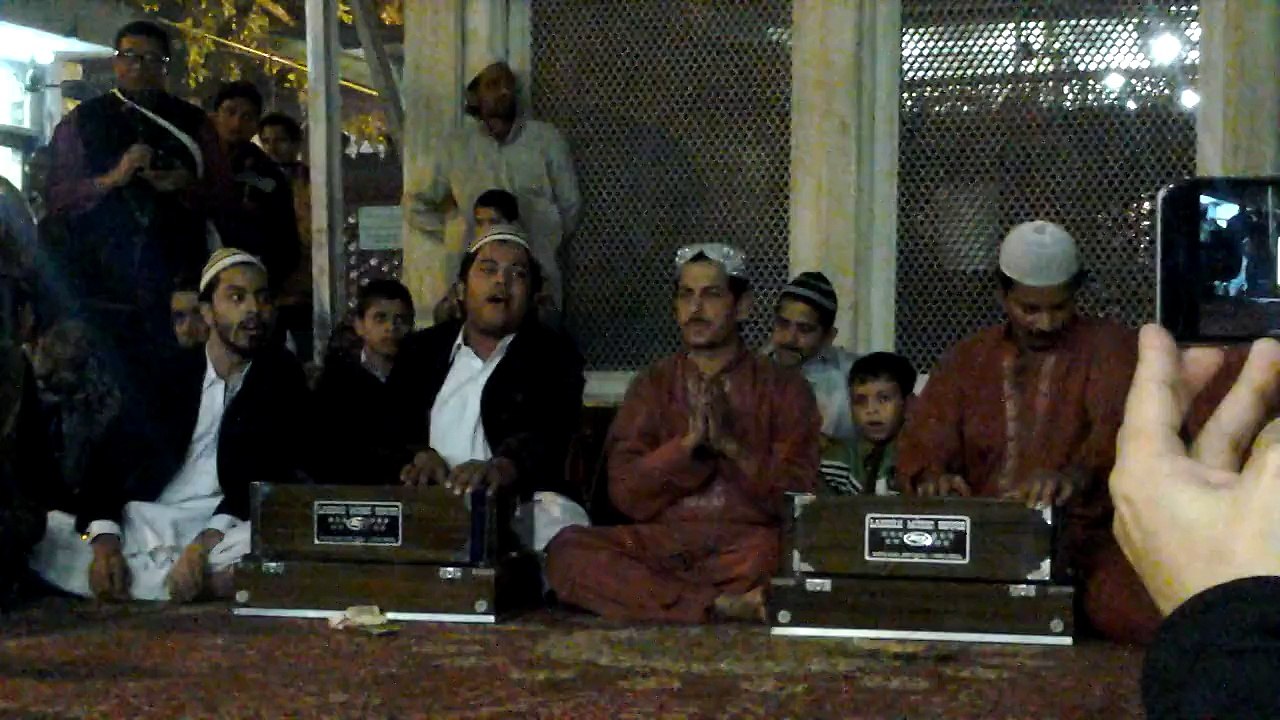 Ghayoor Moiz Mustafa Qawwal & Brothers