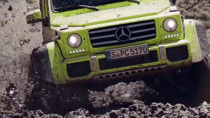 Un show car Mercedes G 500 4x4 haut sur pattes