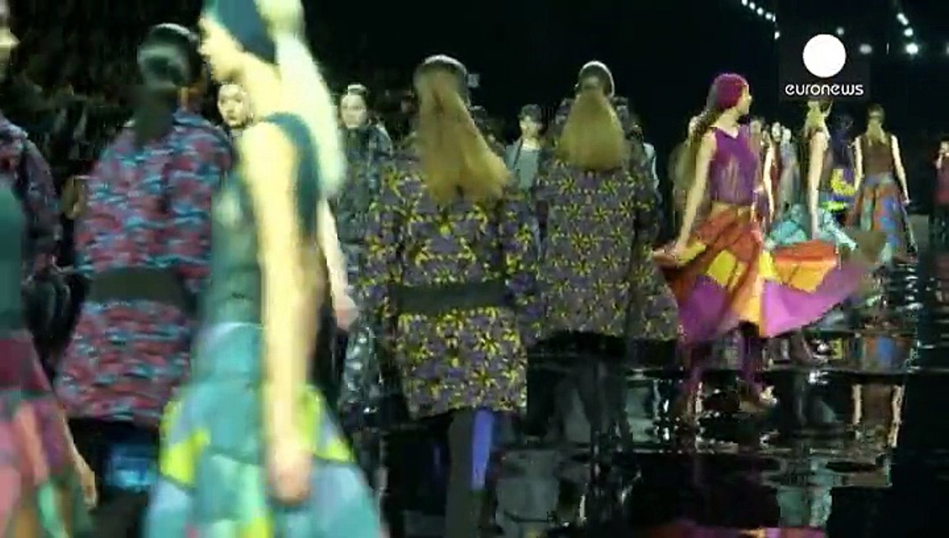 ⁣Тиждень моди в Парижі: подих лісів та дух серіалу
