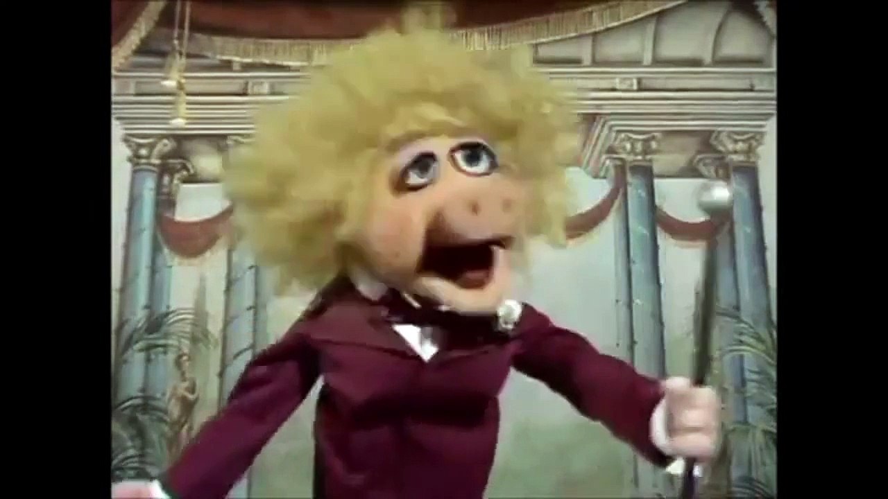 MISS ANNIE-SUE (Muppets) – „Du tatest ein Stück Kohlepapier unter dein Herz…“ (Muppet-Show, HD)