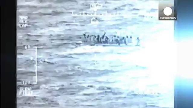 Туреччина: з потонулого судна врятували понад 50 біженців з Сирії