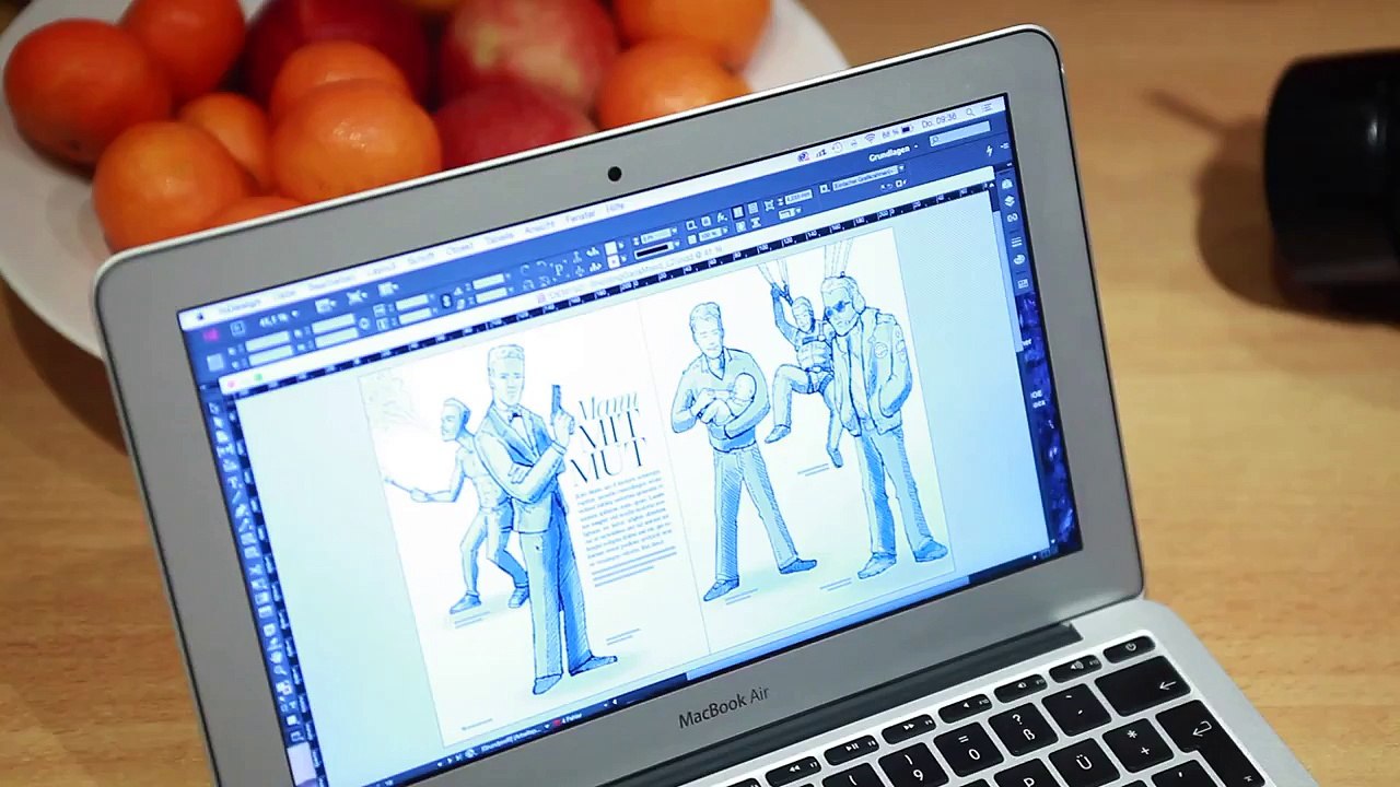 Mario Galla steht für SHOE FASHION vor der Kamera