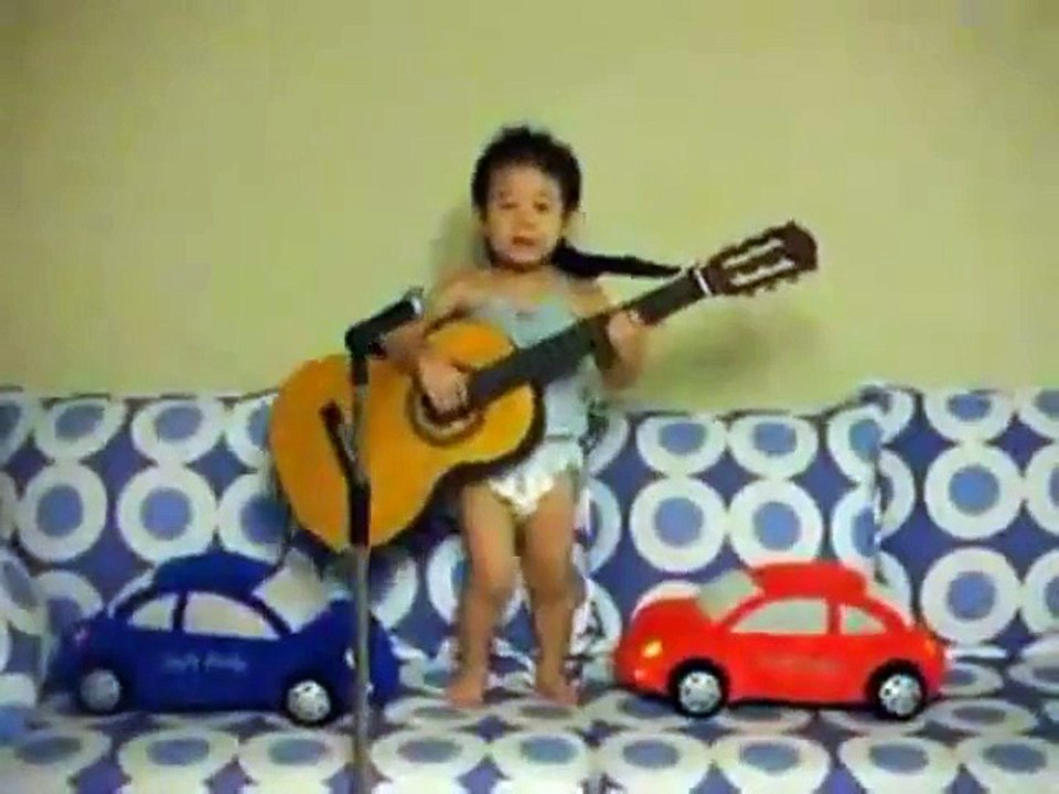 Hey jude interprétée par un petit garçon